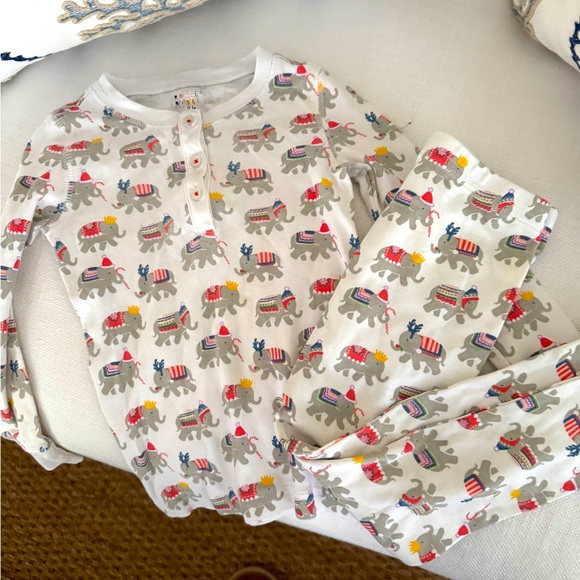 Roller Rabbit Other - EUC Roller Rabbit Elephant Pajamas